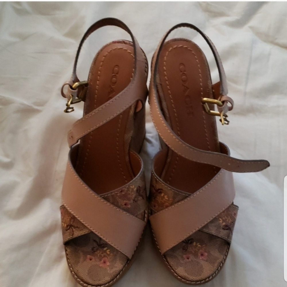 COACH women's wedges. - Picture 2 of 4